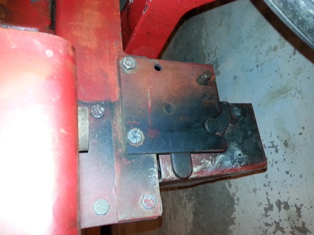 Front side bottom.jpg