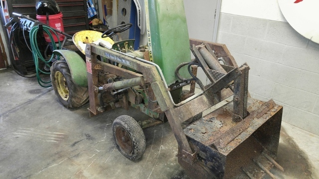 JD 110 with loader 2.jpg