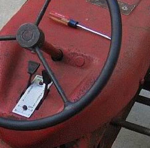 Suburban with plug.JPG