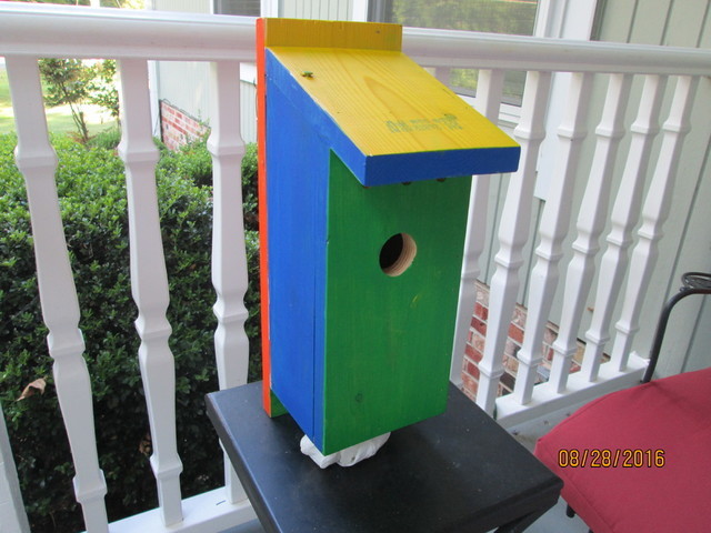 bird  house 001.JPG