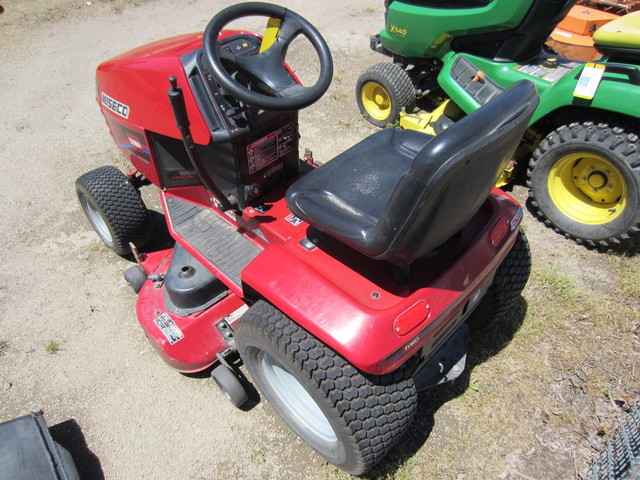 1999 Toro 268-H left rear top.jpg