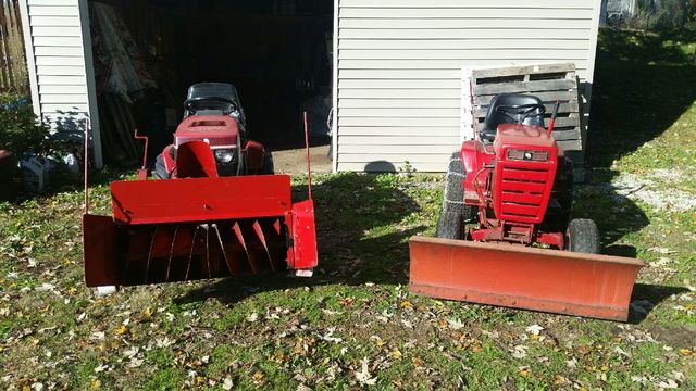 garden tractors.jpg