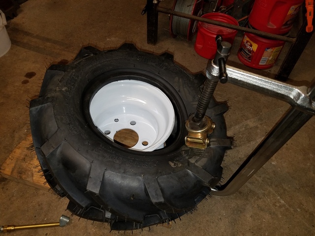tire mounting trick.jpg