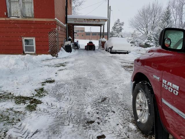 D snow duty 12-04-16 2.jpg