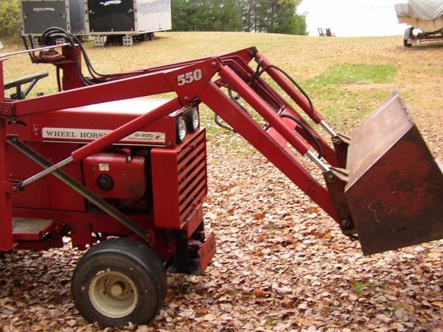 Ark 550 Loader cylinders.JPG