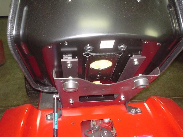 Wheel Horse seat bumpers 004.jpg