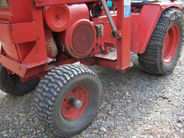 GT-14 with FEL 003.JPG