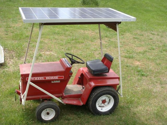 solartractor1.JPG