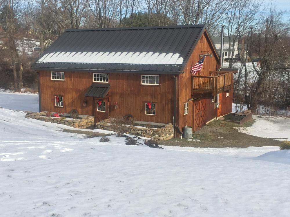 Barn Christmas 2016.JPG