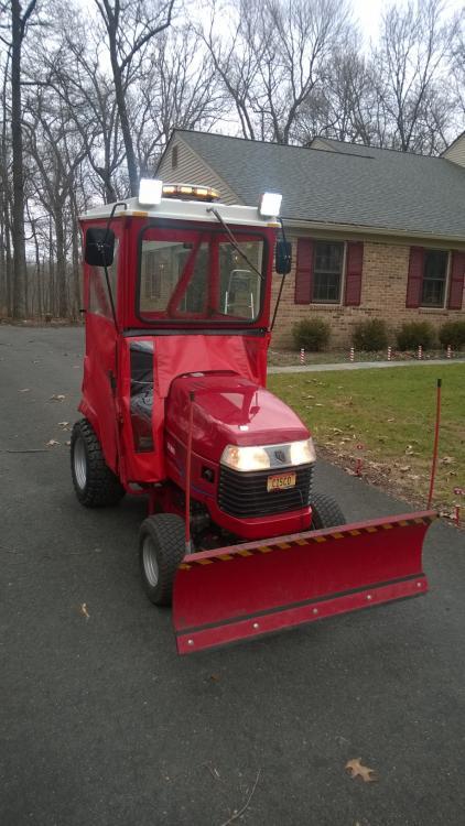 518xi Tractor in Daylight.jpg