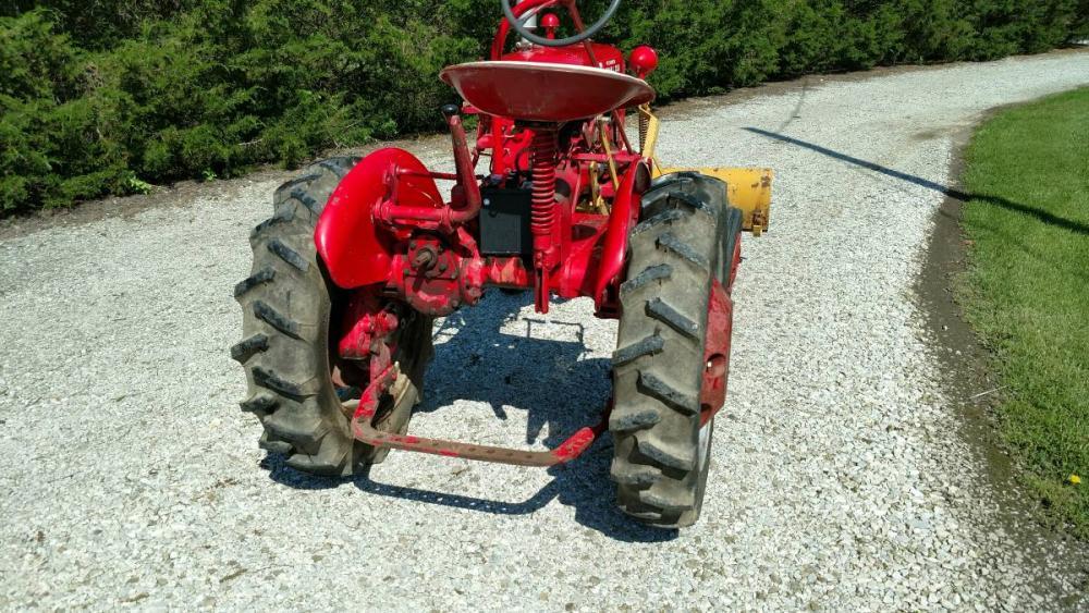 Farmall Cub 5.jpg