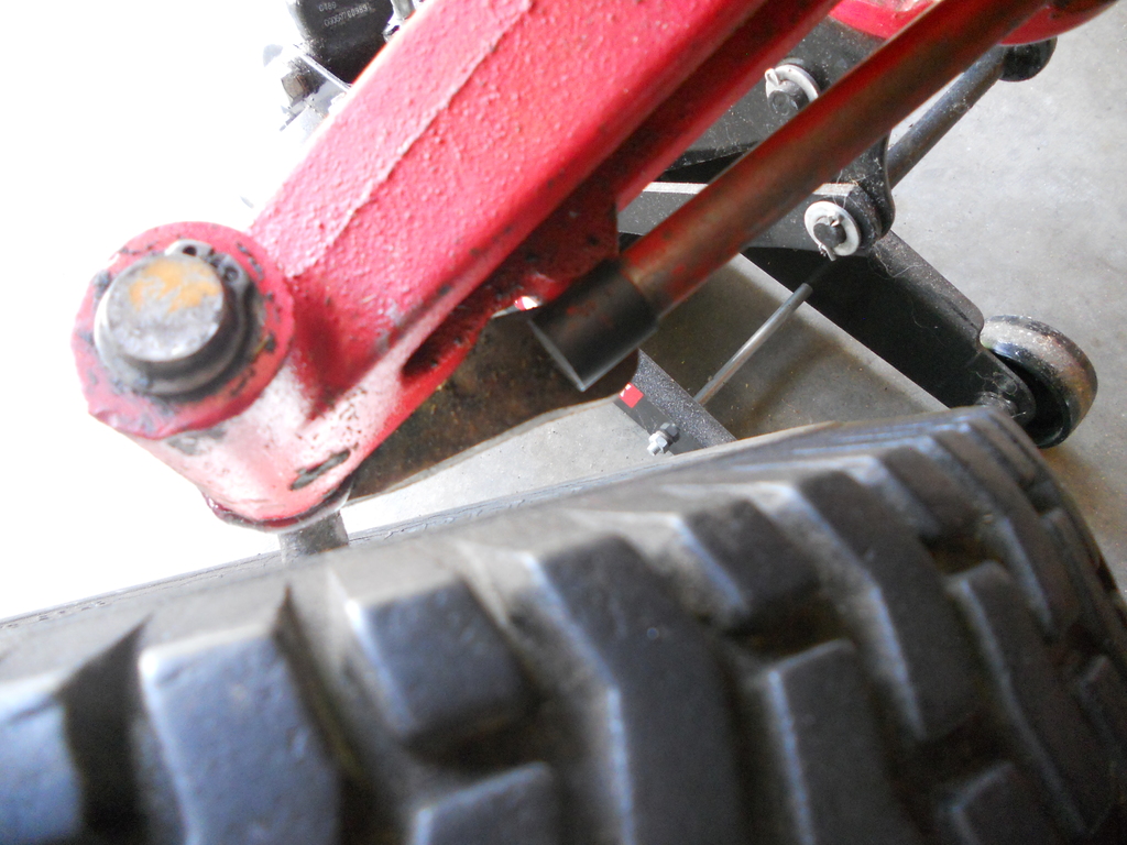 59458804a8221_Steeringstop.JPG.de6a6fece1eaf90bc72ef31b033ff4af.JPG