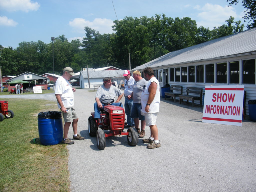 2009_0629pennwhshow0016.JPG