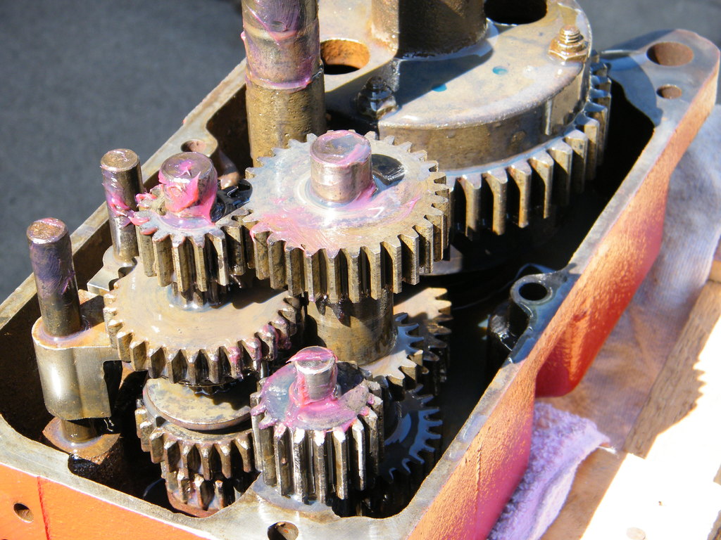 702 transmission 033.jpg