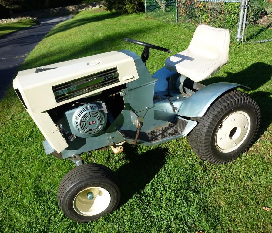 Suburban 13HP Honda 001.jpg