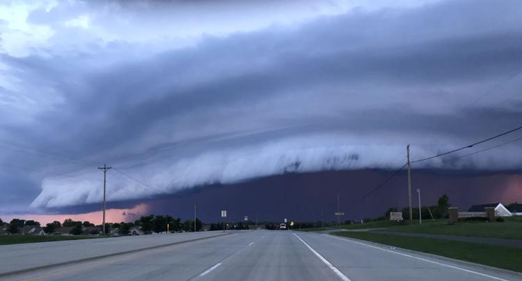 wallcloud2.jpg