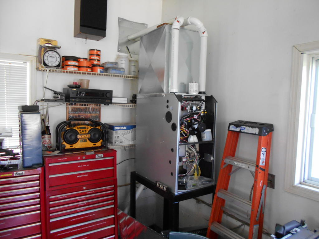5b868a3f81b95_Garagepropanefurnace4.JPG.aa31ada751e4f51d0c707c968b75c4e5.JPG