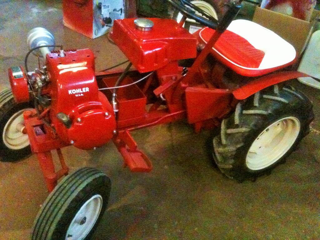 Wheel horse top 633