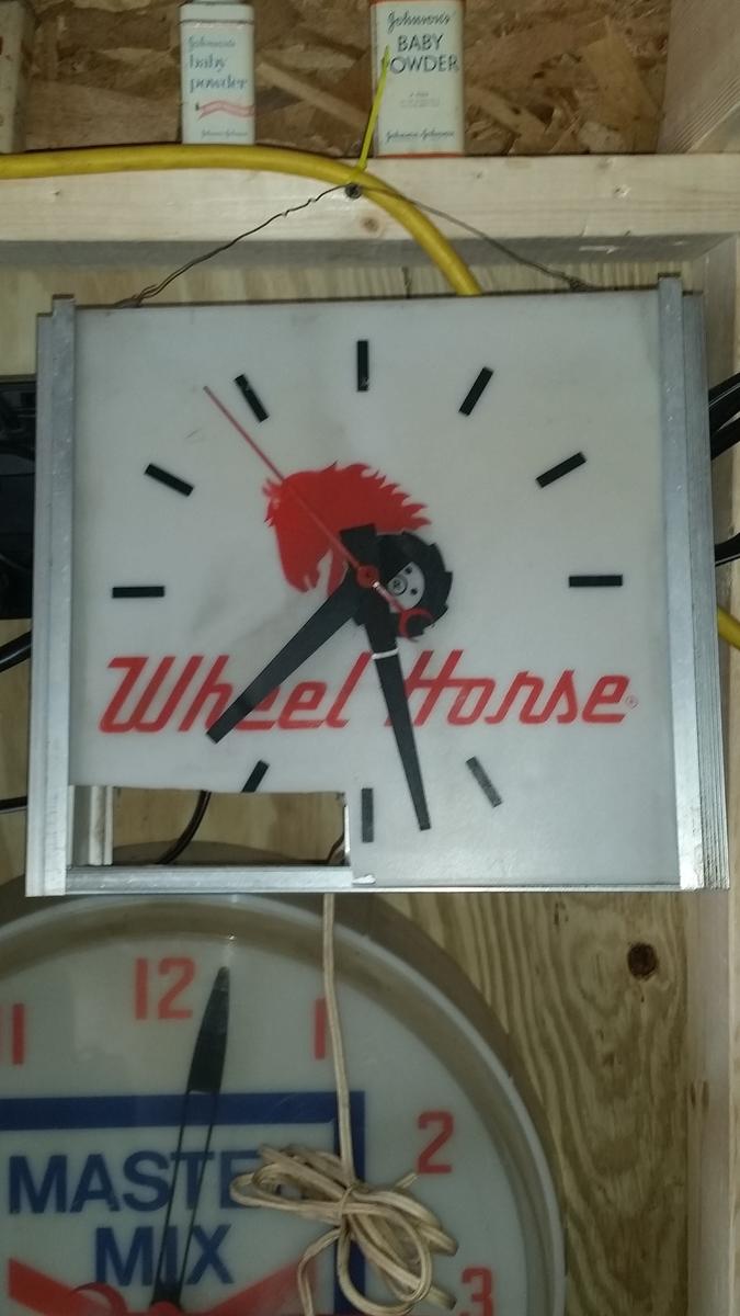 Horse SIgn and clock