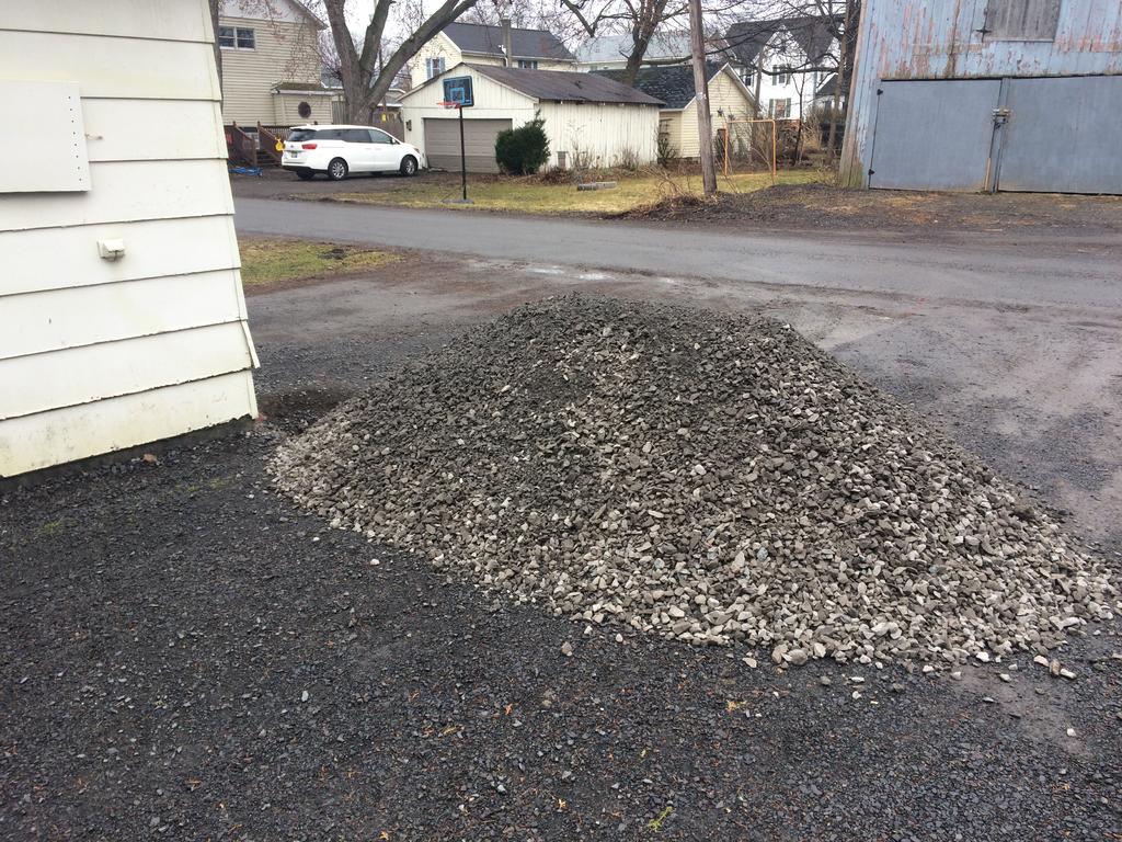 1841825437_gravel002.JPG.1f3541b01a1d22c8a1e14bac83a27028.JPG