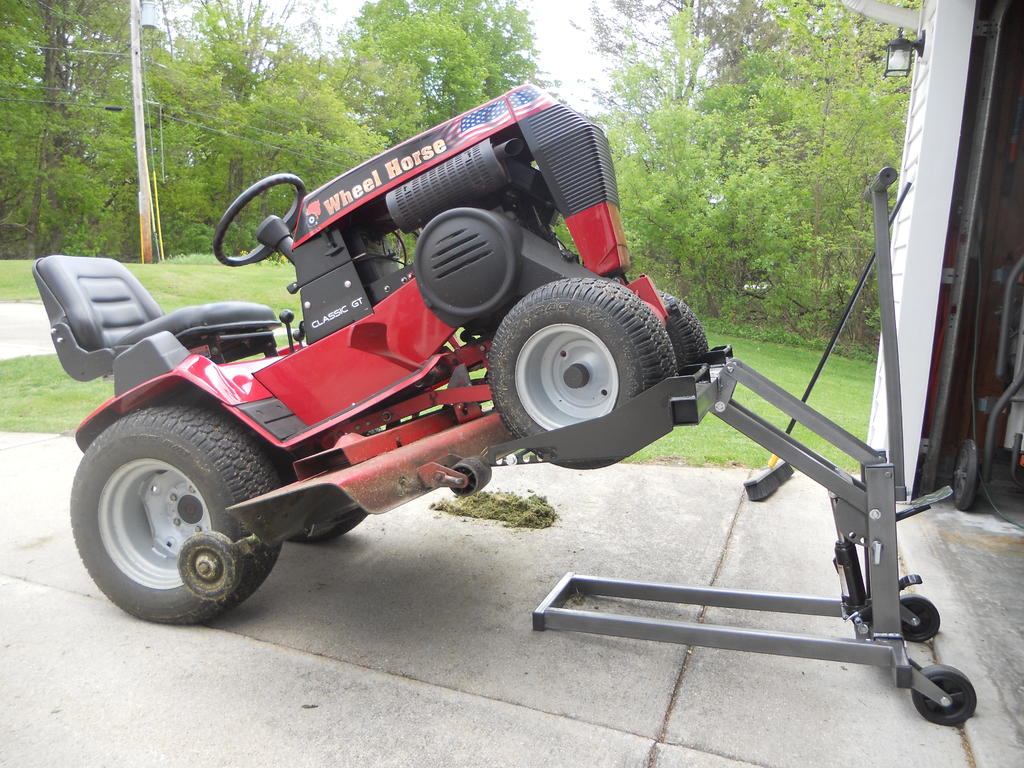 339257832_Tractorlift.JPG.3affd86dbf2ca2c30f65f9e22a143fee.JPG