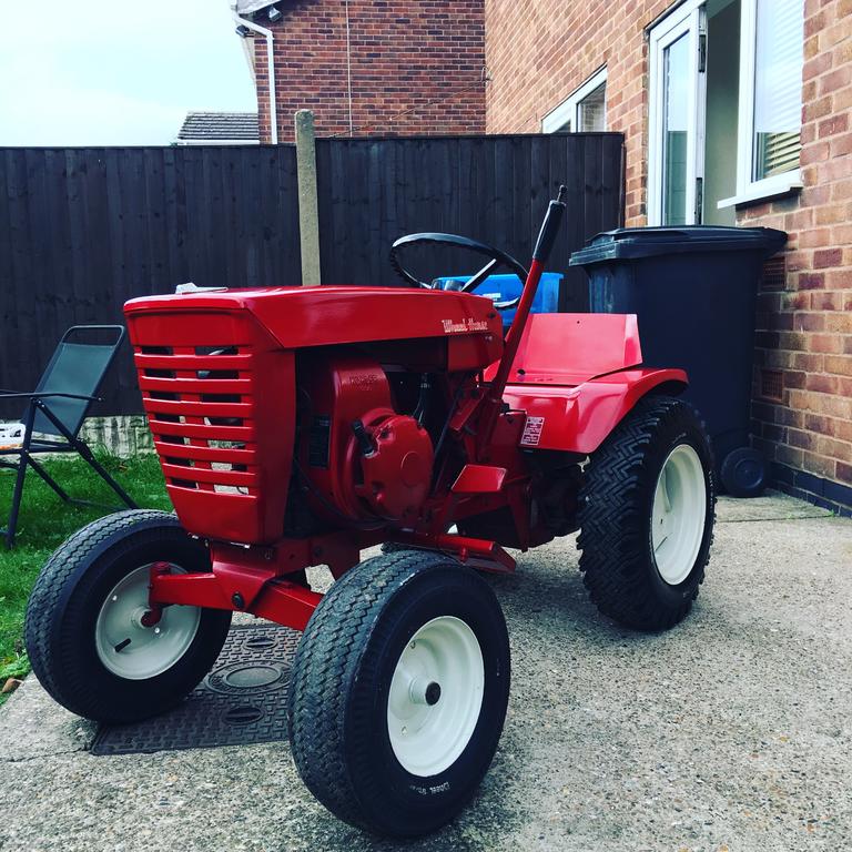 Hi anyone have much info on my 706 Wheel Horse Tractors