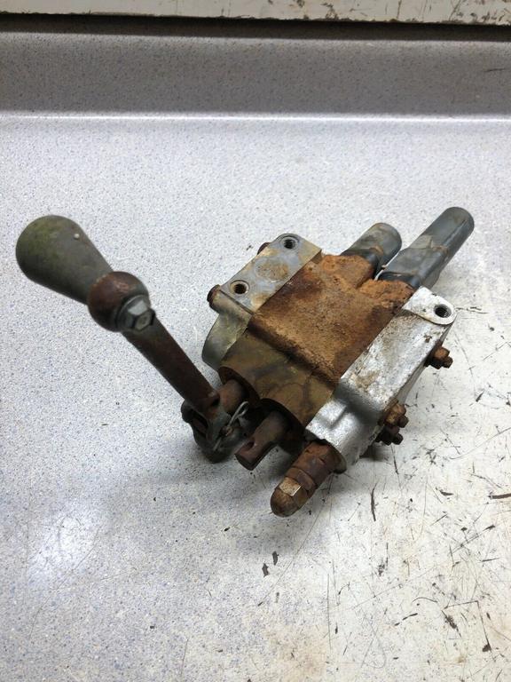 OMCO Hydraulic Valve with Float Position Wheel Horse Tractors