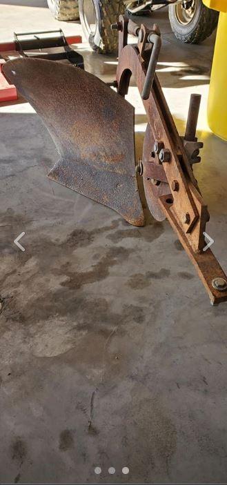 plow2.JPG.491f10fe314ca5d64ea8f9b1d56b90f8.JPG