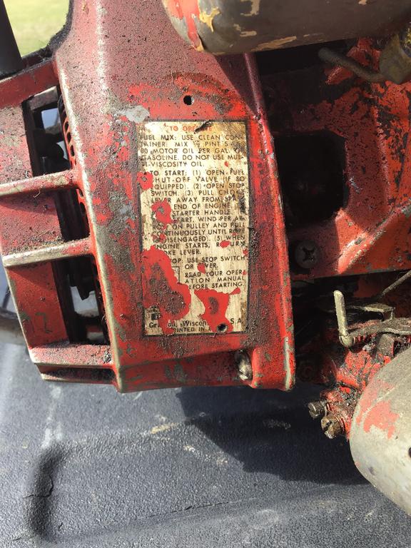 ID this old chainsaw? - non tractor related discussion - RedSquare 