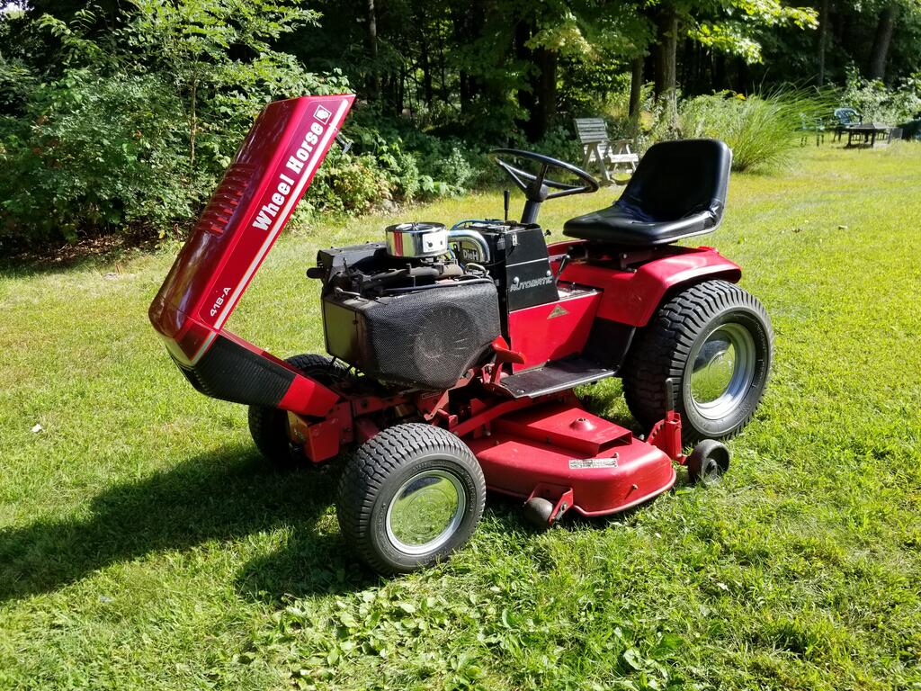 My first Wheel Horse 417A Questions Wheel Horse Tractors