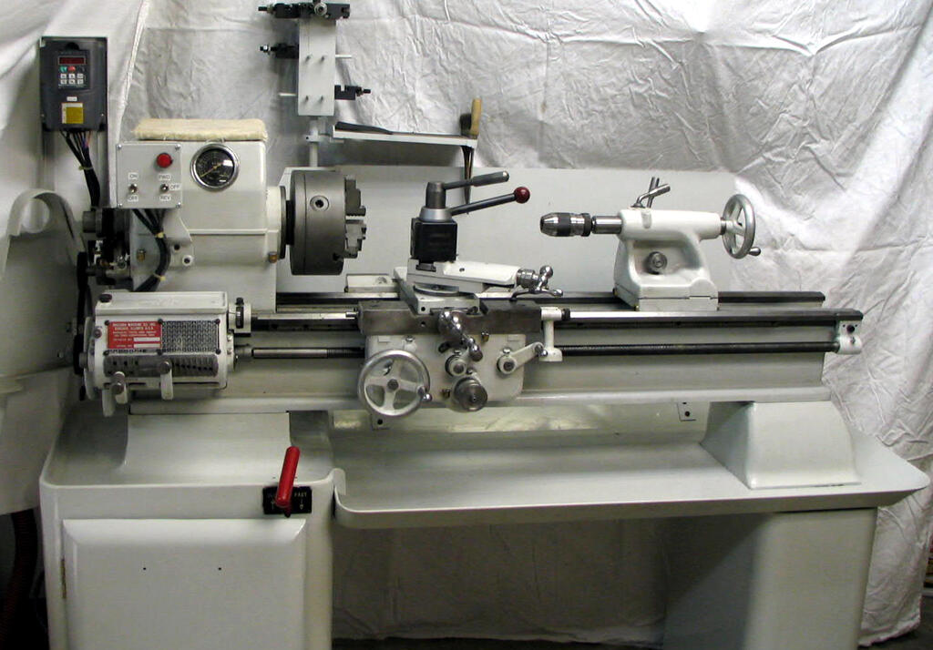 919743503_Sheldonlathe.jpg.654f61d40fd145e71b31145dcbfcd49f.jpg