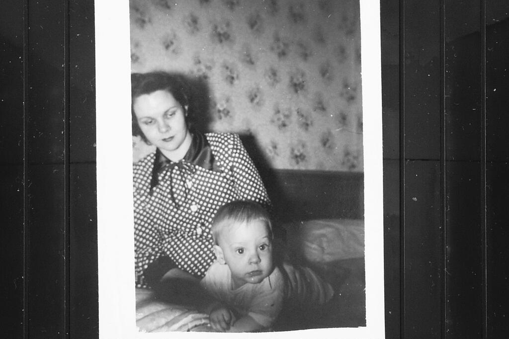 DOLORES & STEVE 1950.JPG