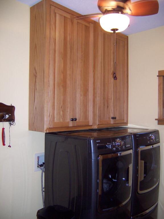 611275073_Utilityroomcabinets002.JPG.a0e0c821c0326a7531d9efe4532d2f6a.JPG