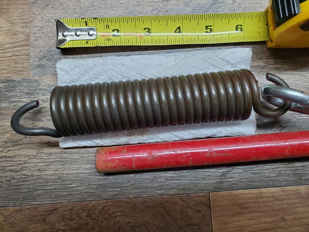 1299954591_SnowblowerLiftSpring.jpg.c2571866aa9f2b3a79f2a196c6d6f236.jpg
