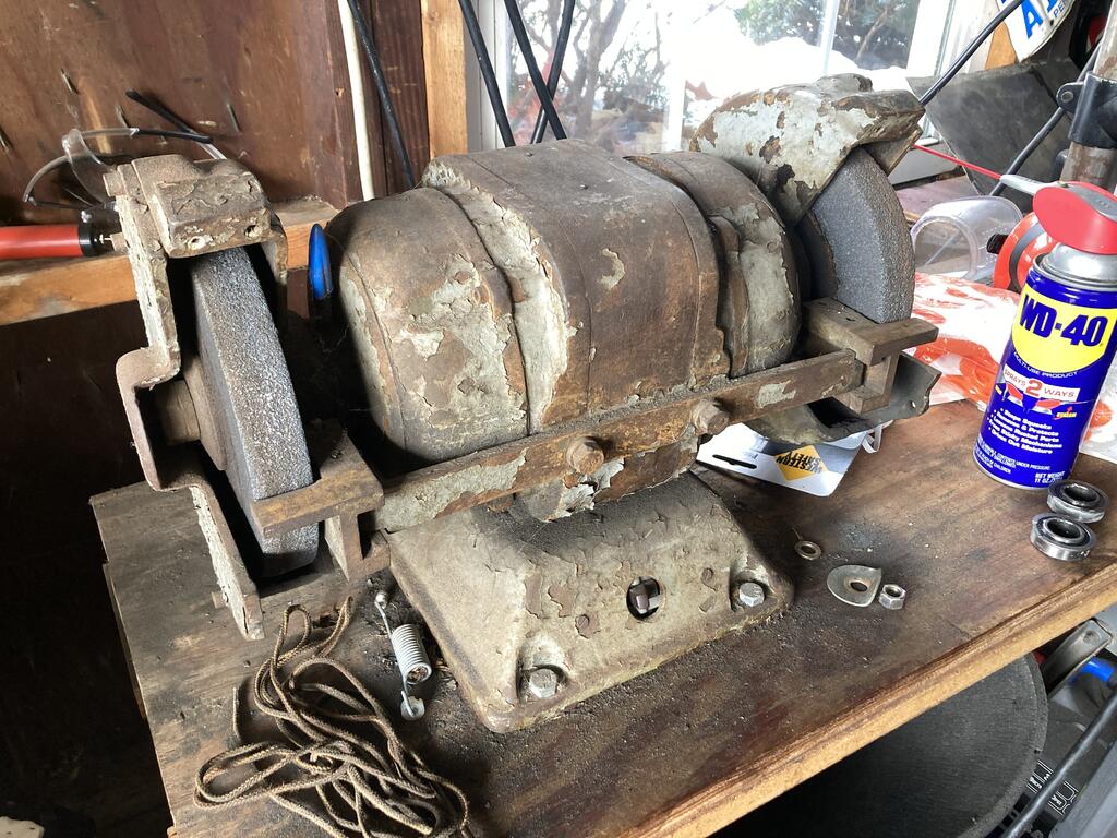 Old clearance bench grinder