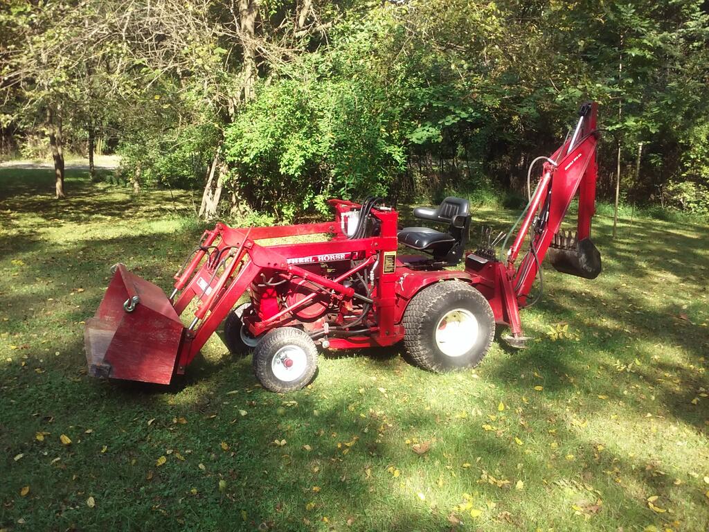 FRONT END LOADER FOR 520H Implements and Attachments