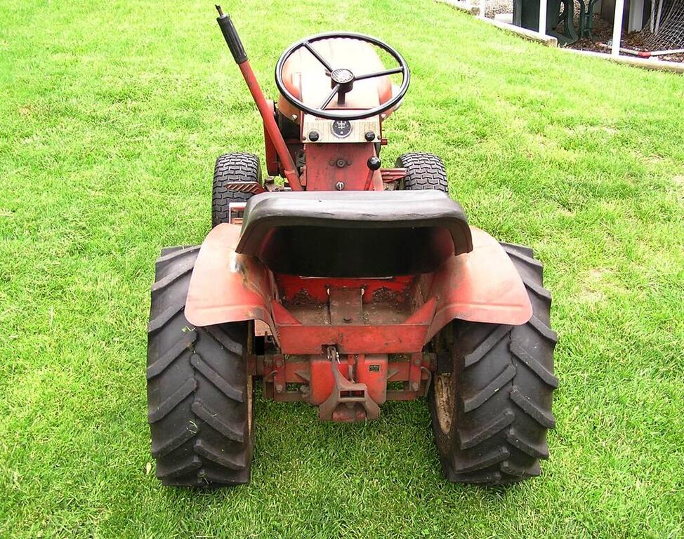 Tractor 2013 004.JPG