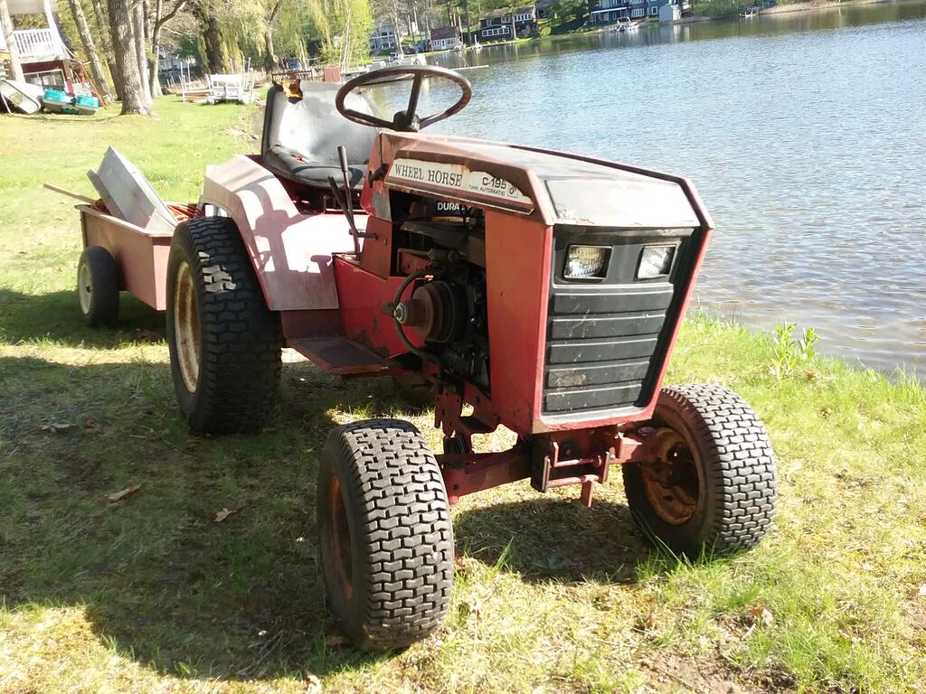 New to me Wheel Horse tractors. C105 and 416H Wheel Horse Tractors