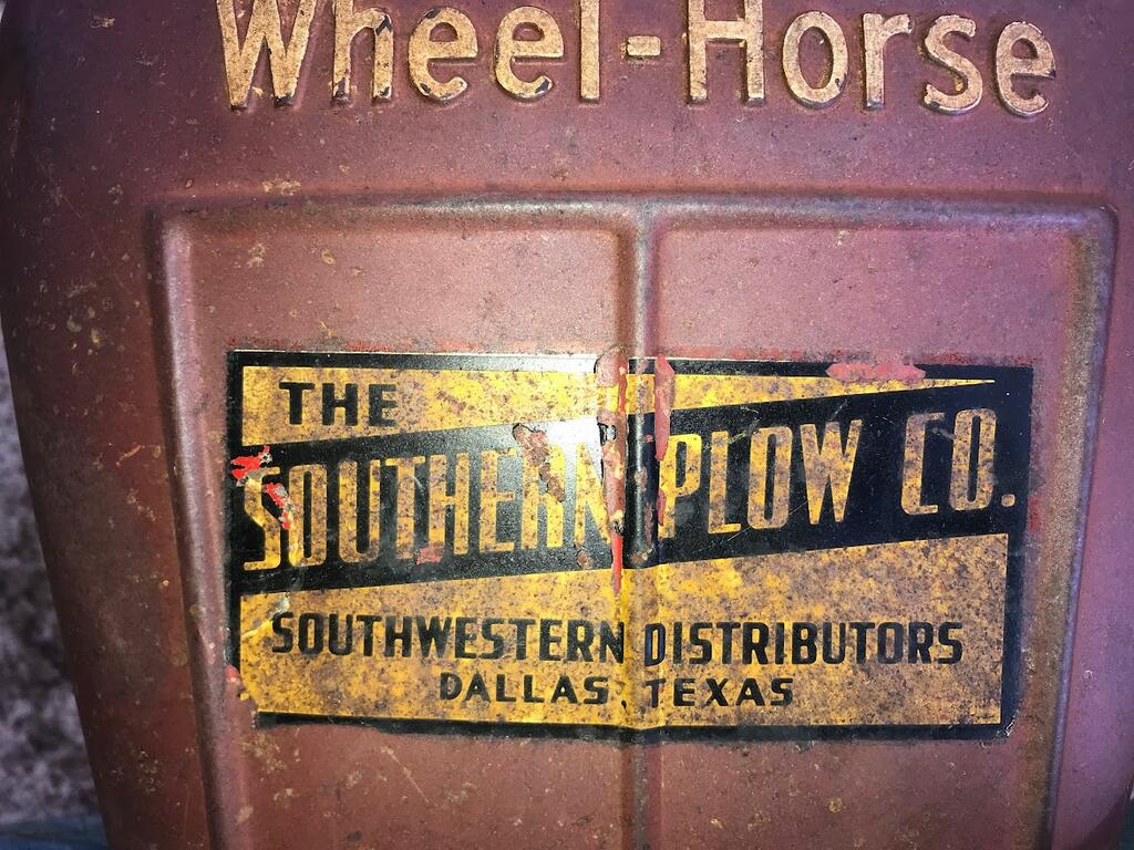 1893440626_701-7southwestplowdecal.JPG.67c67e8f1c6f5c982468746cc940d893.JPG