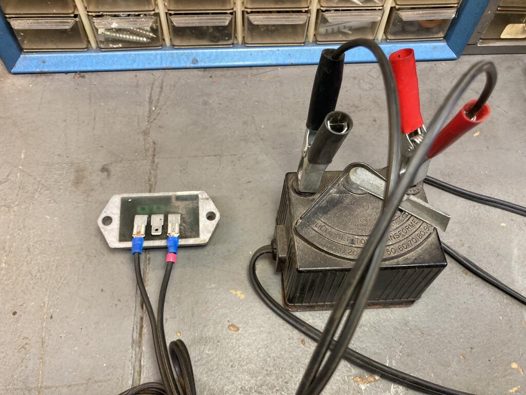 How to bench test a voltage rectifier/regulator & ammeter Wheel Horse