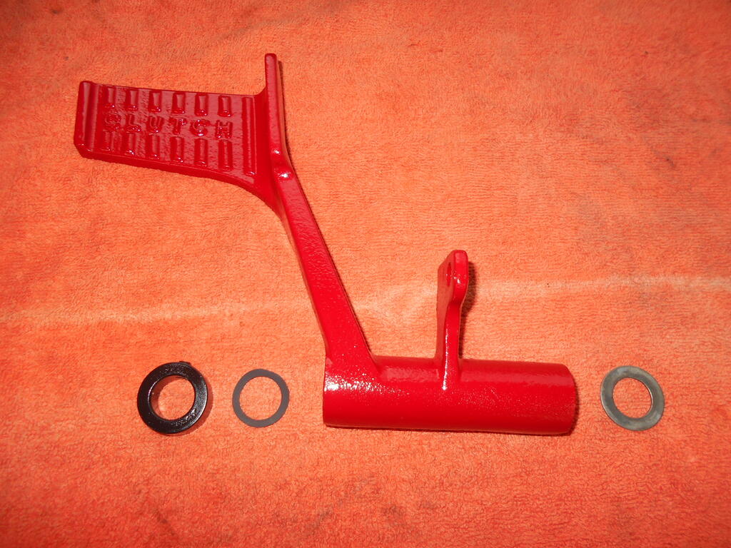 1256216319_Clutchpedalreadytoinstall.JPG.ecac381dde25c7819580e1641dc68dee.JPG