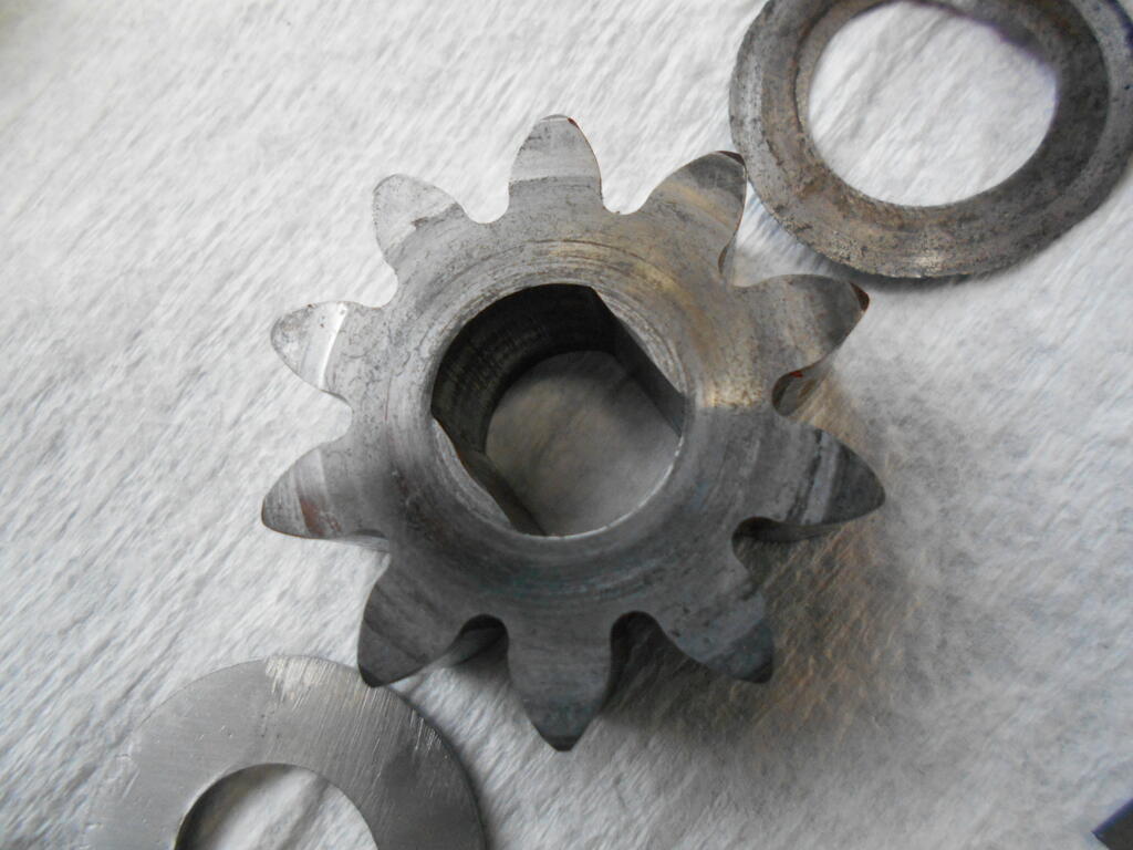 720678872_Piniongearshowingflats.JPG.2cdc731d0c7a390d939e07326c13df6c.JPG