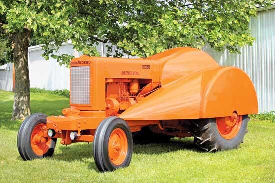 sheppard-diesel-tractor.jpg.d91333a33071c3371425700b29bfc101.jpg