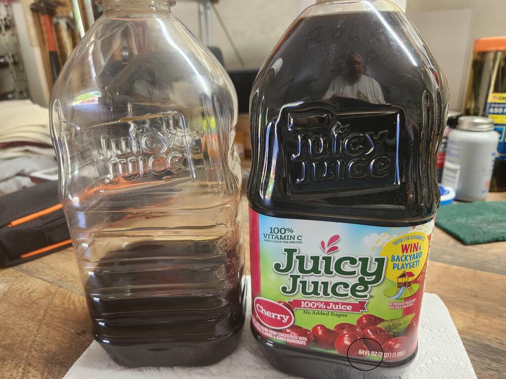 1818648866_JuiceBottles.jpg.ba8fd7aebe87c12a4aab7b59355835ac.jpg