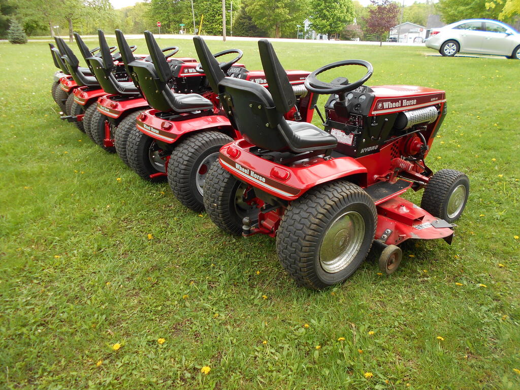 Tractors_out_2024_5.JPG.e59a25ee517ccac0d50d05303a649144.JPG
