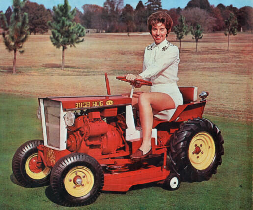 1802251009_bushhog_woman-on-TE-63_garden-tractor-.jpg.b43a58c2562d4a9620d9f09df0622a1b.jpg