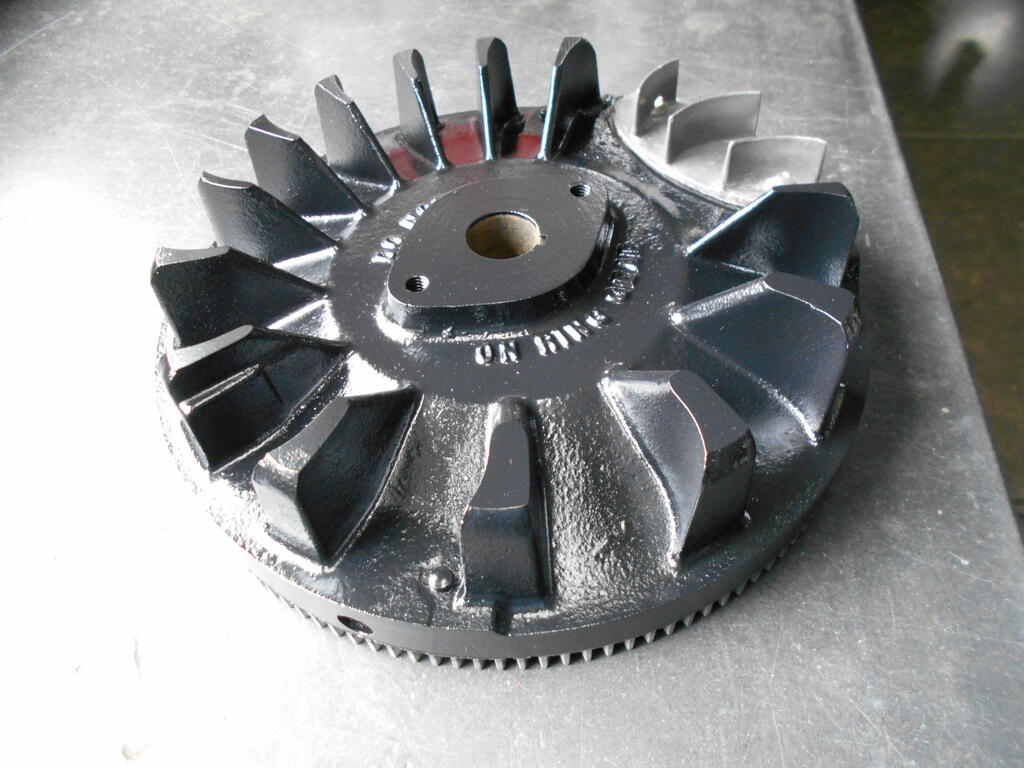 653424838_Flywheelpainted2.JPG.8ce188689777af1298787a1a066432bd.JPG