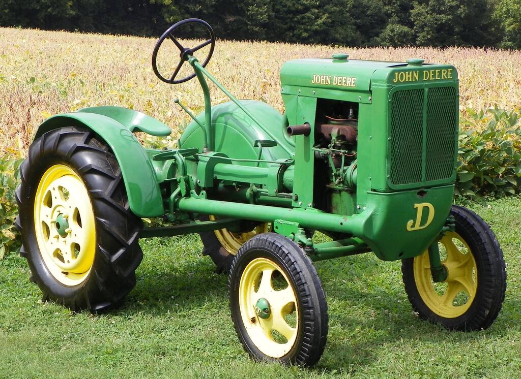 825625454_JohnDeereModel62.jpeg.a8479611ec2d0301784e1da7f283f750.jpeg