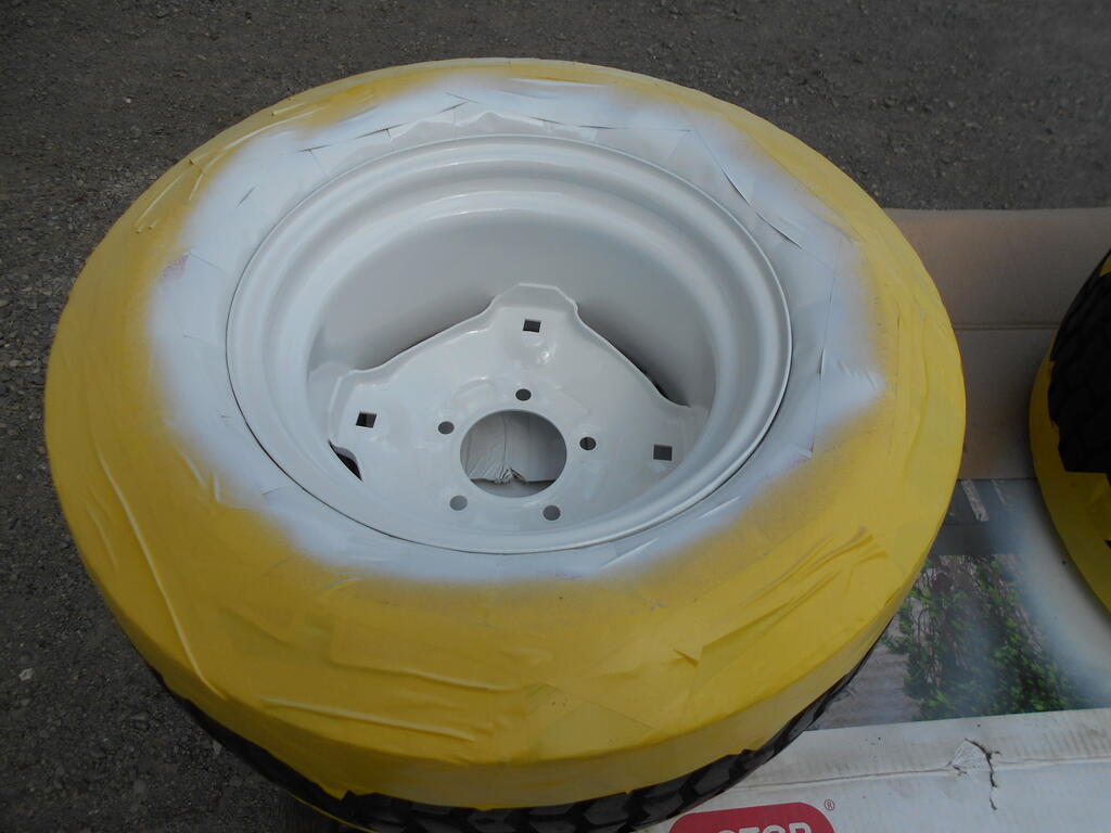 377581854_Rearwheel2ndcoatofpaint.JPG.c3fad4d429336c84ca78644108a5dc6d.JPG