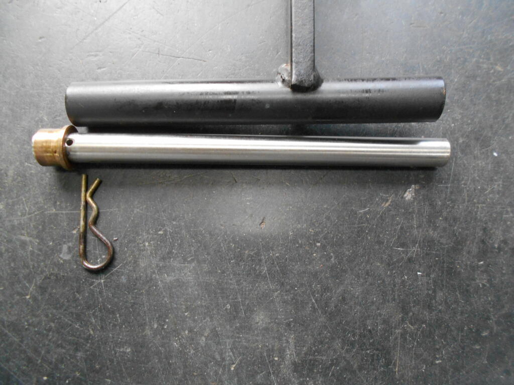 107626825_Heavydutyliftbarpinreadytoinstall.JPG.4a56687c7f52cc13fdd4b364672c454a.JPG